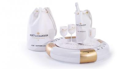 Moet and Chandon floating champagne bar